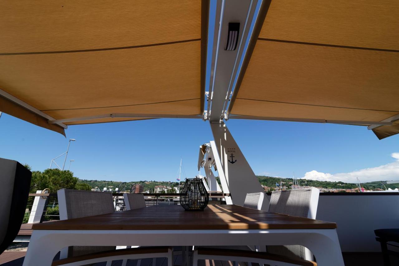 Floating House Marina Royal Villa Portorož Exteriör bild